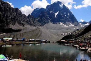 4 Days Manimahesh Yatra Package