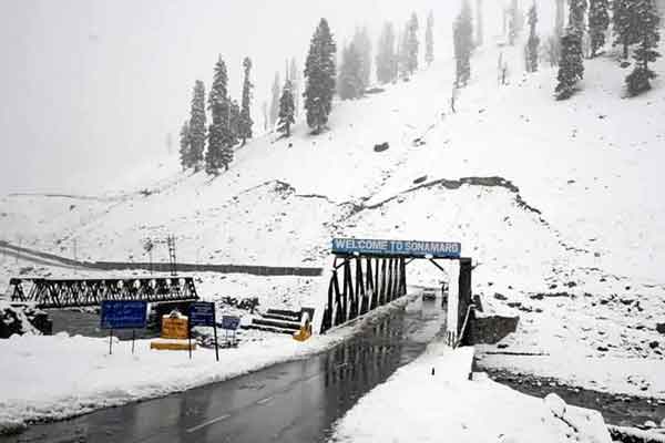 05 Days Srinagar Sonmarg Gulmarg Pahalgam Tour Package