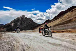 Ladakh Bullet Tour