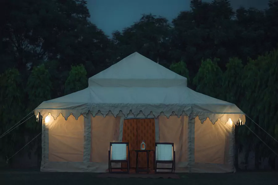 Luxury Tent: कुंभ मेला टेंट बुकिंग